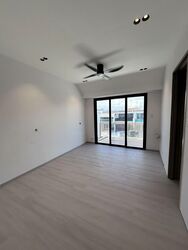 Opera Estate (D15), Terrace #565600011